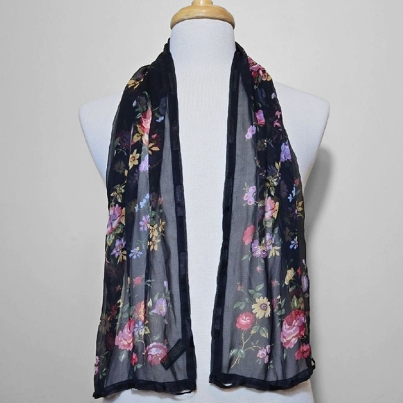 Lauren Ralph Lauren 100% Silk Dark Floral Scarf Green Label Heritage Old Money - Picture 14 of 14